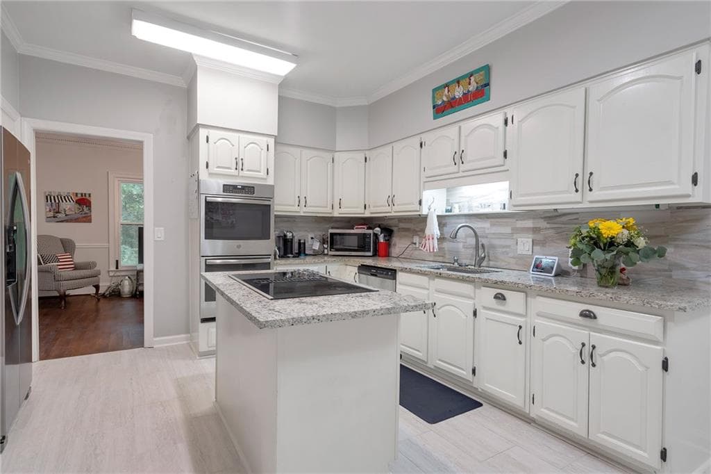 3 bedroom, 3 bathroom, 2,321 sq ft condominium for sale at 5638 River Oaks Place A4, Sandy Springs, GA 30327 — photo 9