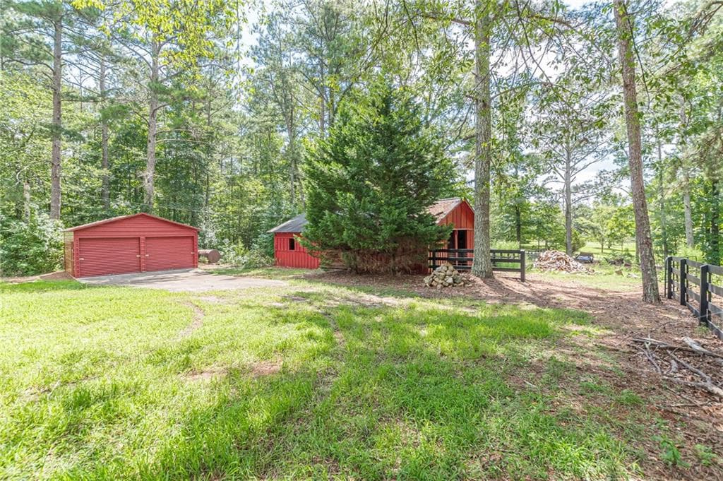 4 bedroom, 5 bathroom, 5,792 sq ft single family residence for sale at 9667 Ephesus Church Road, Villa Rica, GA 30180 — photo 4