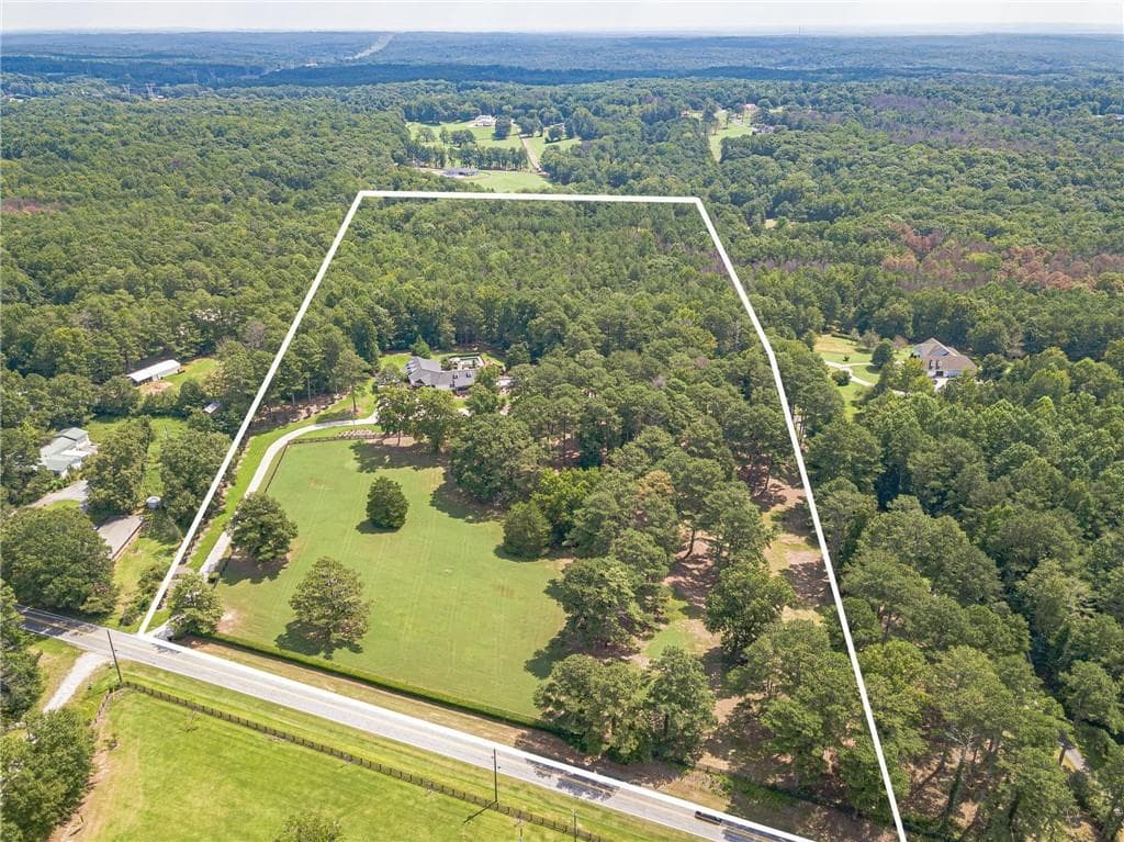 4 bedroom, 5 bathroom, 5,792 sq ft single family residence for sale at 9667 Ephesus Church Road, Villa Rica, GA 30180 — photo 5