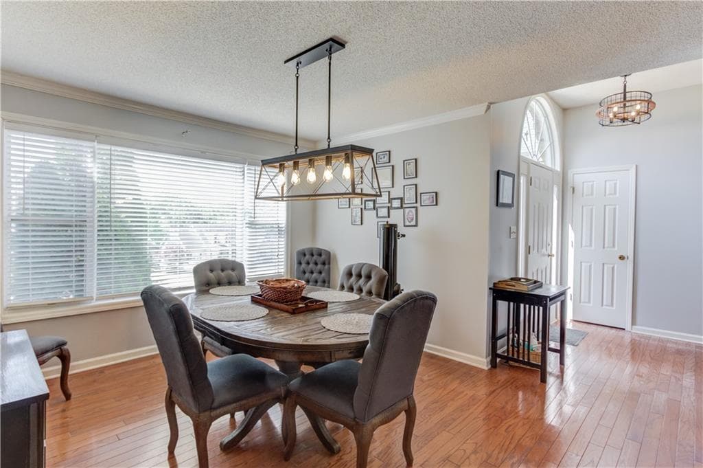3 bedroom, 2 bathroom, 1,912 sq ft single family residence for sale at 3314 Banks Mountain Drive, Gainesville, GA 30506 — photo 10