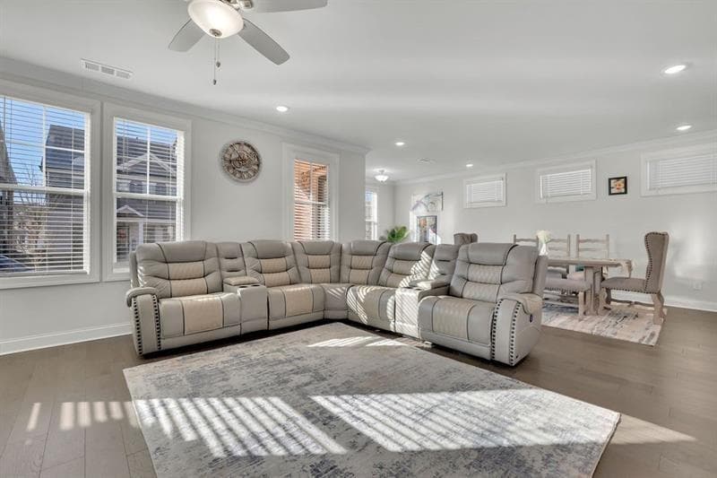 4 bedroom, 3 bathroom, 2,502 sq ft single family residence for rent at 1070 Poppy Pointe, Alpharetta, GA 30004 for $3,500 a month — photo 4