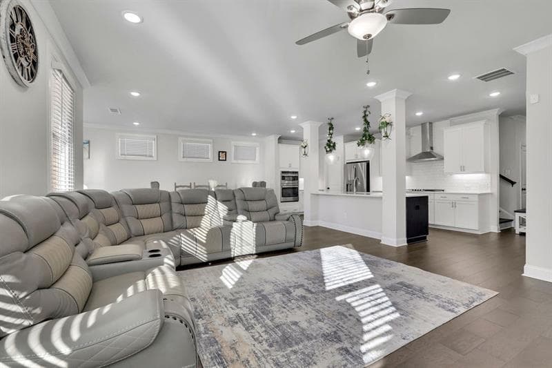 4 bedroom, 3 bathroom, 2,502 sq ft single family residence for rent at 1070 Poppy Pointe, Alpharetta, GA 30004 for $3,500 a month — photo 5