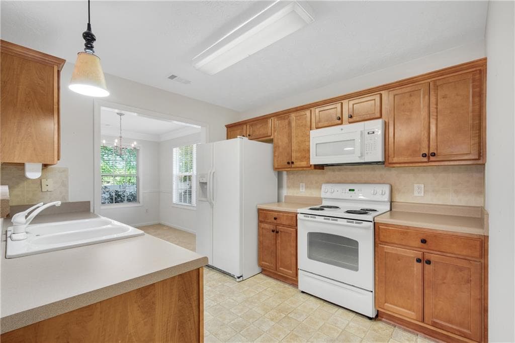 3 bedroom, 2 bathroom, 1,410 sq ft single family residence for sale at 28 Bramble Court, Jefferson, GA 30549 — photo 8