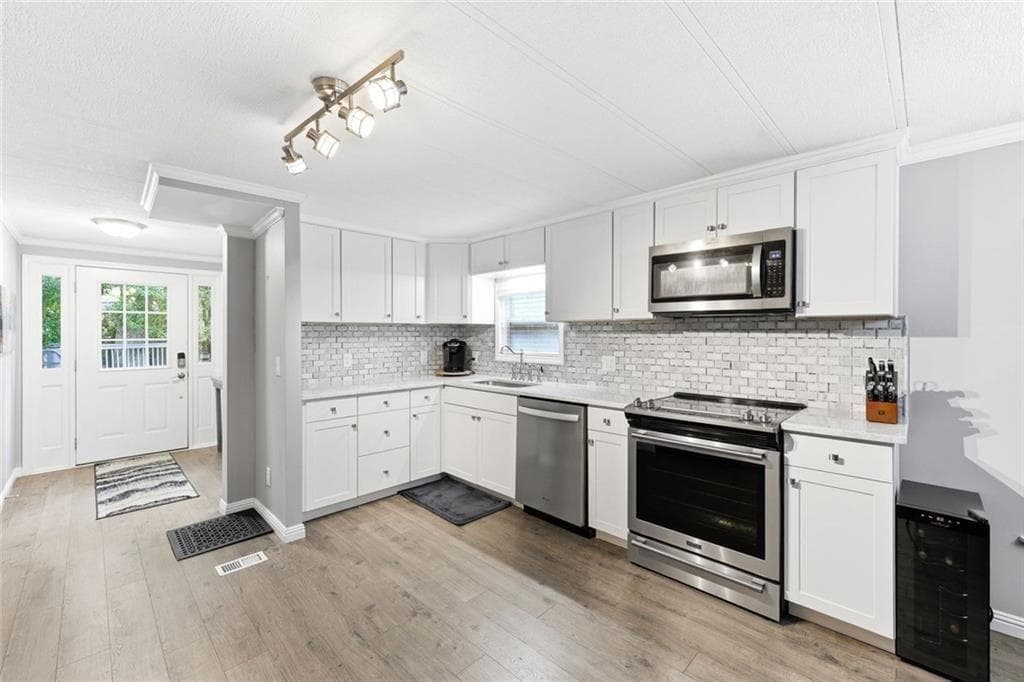 2 bedroom, 2 bathroom, 1,290 sq ft single family residence for sale at 528 Oak Grove Road, Dawsonville, GA 30534 — photo 9