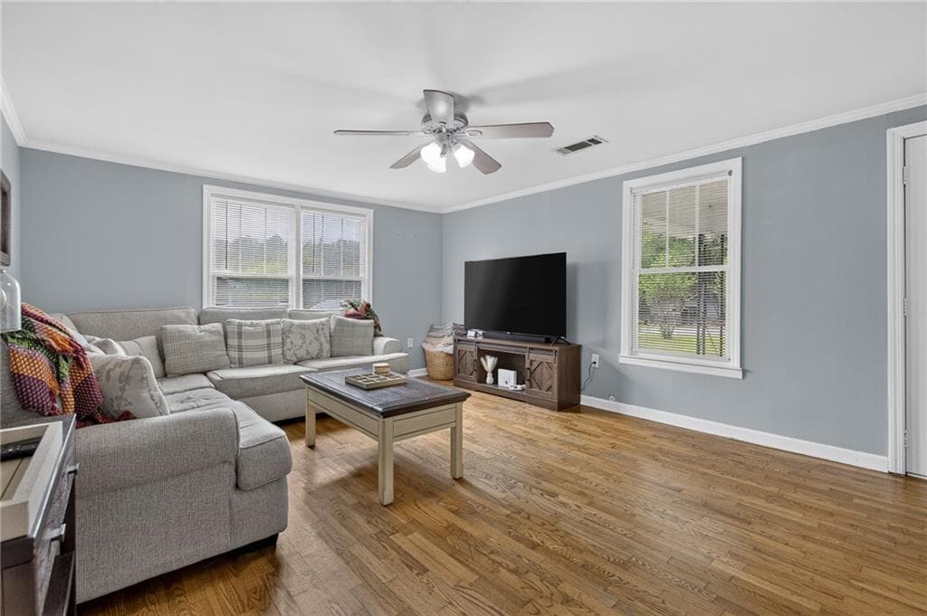 3 bedroom, 1 bathroom, 1,414 sq ft single family residence under contract at 107 Morgan Street, Rockmart, GA 30153 — photo 5