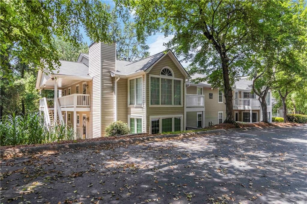 2 bedroom, 1 bathroom, 1,097 sq ft condominium for rent at 1901 Countryside Place, Smyrna, GA 30080 for $1,600 a month — photo 1 of 24