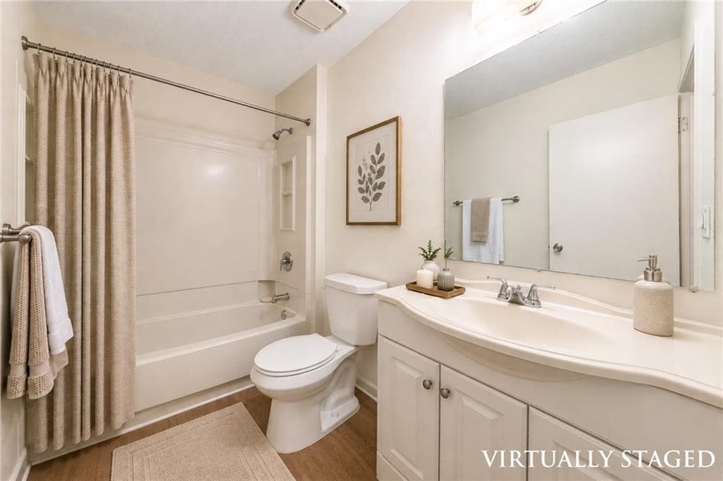 2 bedroom, 2 bathroom, 992 sq ft townhouse for sale at 875 Pastel Drive, Marietta, GA 30008 — photo 5