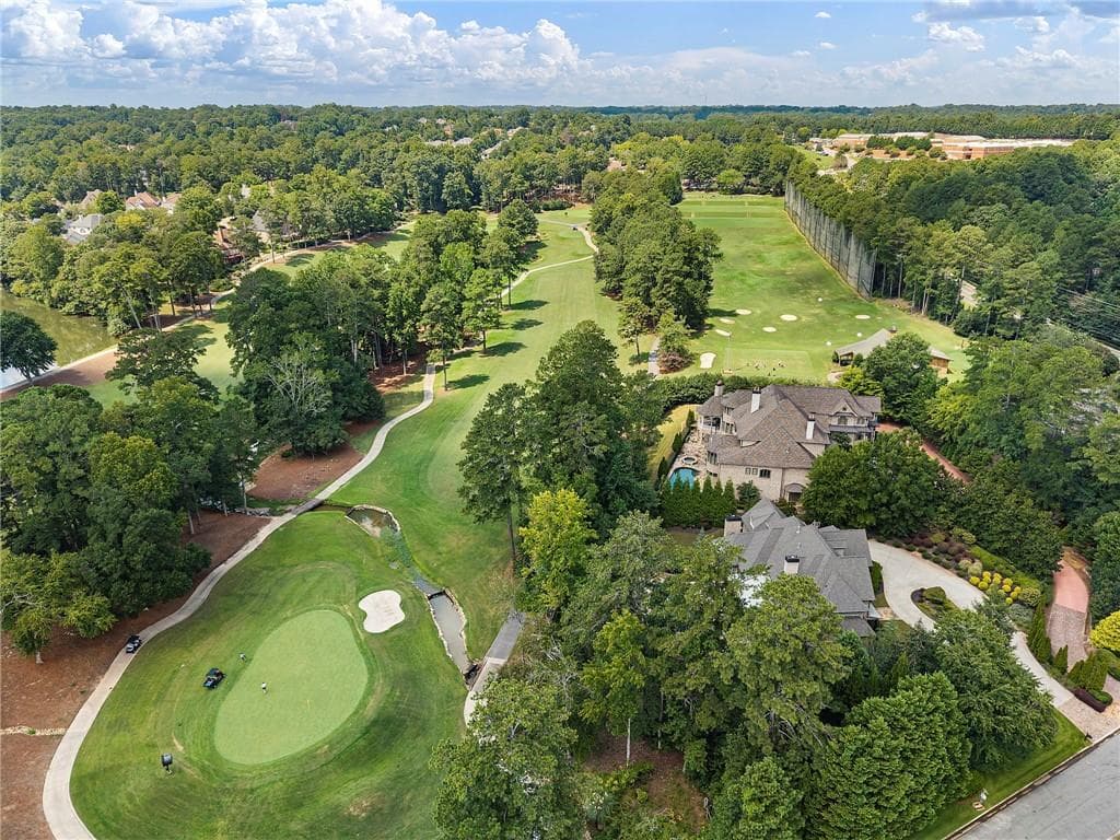 5 bedroom, 6 bathroom, 7,216 sq ft single family residence under contract at 750 Sturges Way, Johns Creek, GA 30022 — photo 7