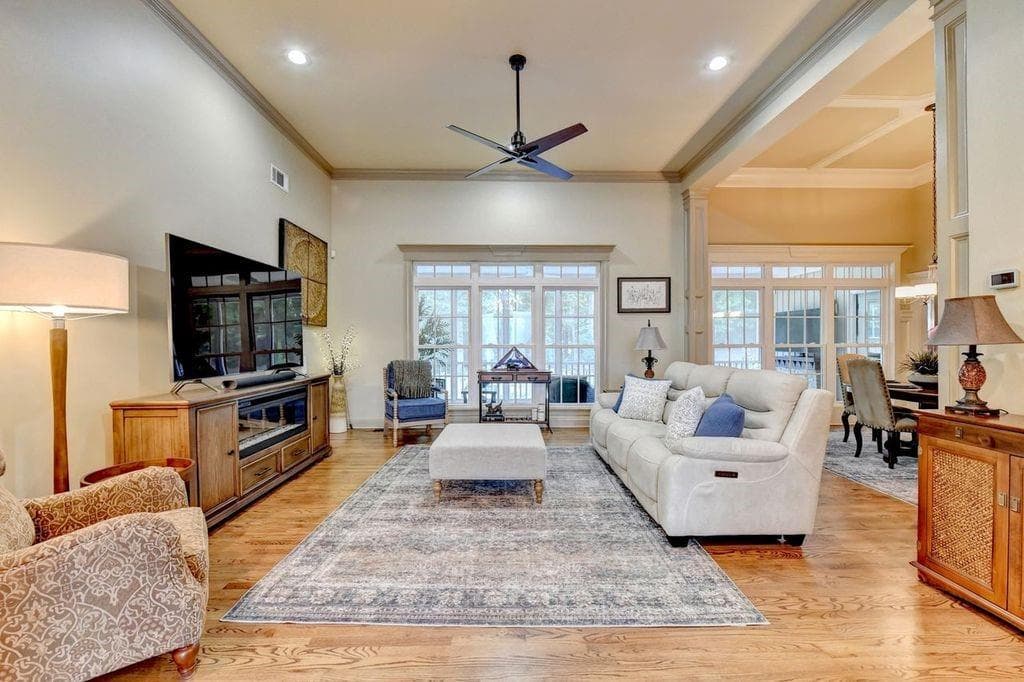 5 bedroom, 5 bathroom, 3,984 sq ft single family residence under contract at 4025 Tanners Mill Road, Braselton, GA 30517 — photo 5