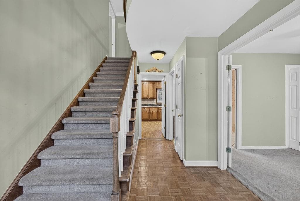 4 bedroom, 3 bathroom, 3,083 sq ft single family residence for sale at 4370 Laurian Drive, Kennesaw, GA 30144 — photo 3