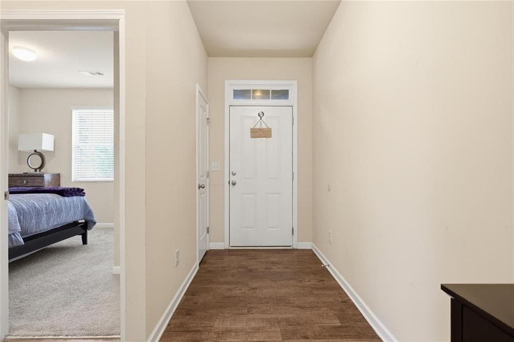 4 bedroom, 2 bathroom, 1,768 sq ft single family residence under contract at 8482 Glenview Street, Douglasville, GA 30134 — photo 2