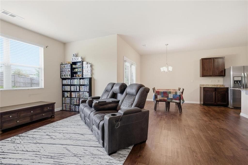 4 bedroom, 2 bathroom, 1,768 sq ft single family residence under contract at 8482 Glenview Street, Douglasville, GA 30134 — photo 5