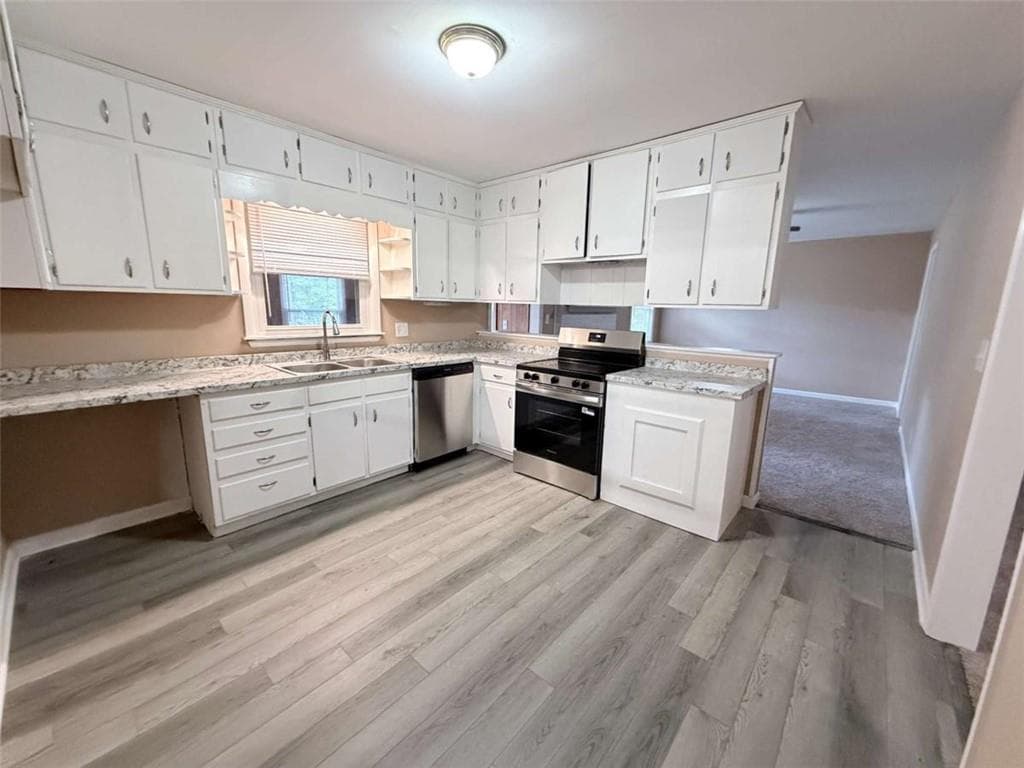 3 bedroom, 2 bathroom, 1,909 sq ft single family residence for sale at 1571 Ebenezer Road, Conyers, GA 30094 — photo 10