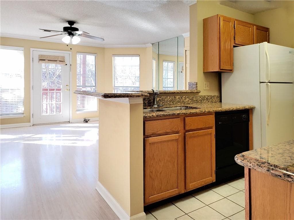 2 bedroom, 2 bathroom, 880 sq ft condominium for rent at 913 Wentworth Court 913, Alpharetta, GA 30022 for $1,650 a month — photo 7