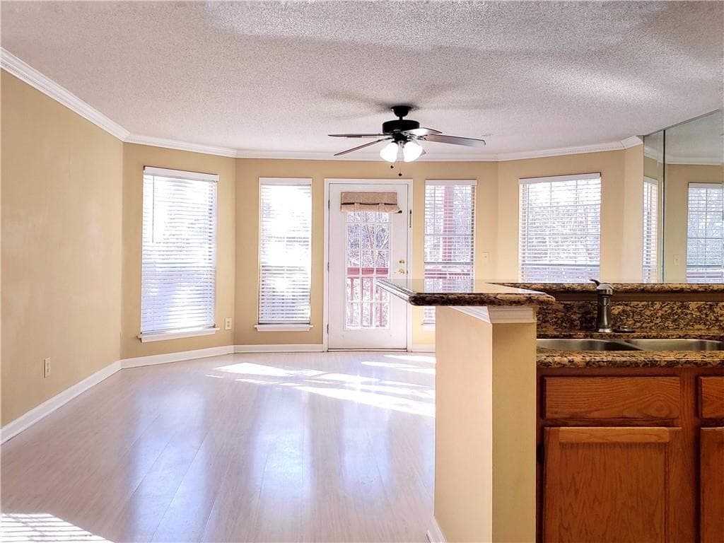 2 bedroom, 2 bathroom, 880 sq ft condominium for rent at 913 Wentworth Court 913, Alpharetta, GA 30022 for $1,650 a month — photo 8