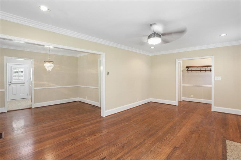 3 bedroom, 1 bathroom, 1,486 sq ft single family residence for rent at 266 Midvale Drive, Atlanta, GA 30342 for $2,900 a month — photo 8