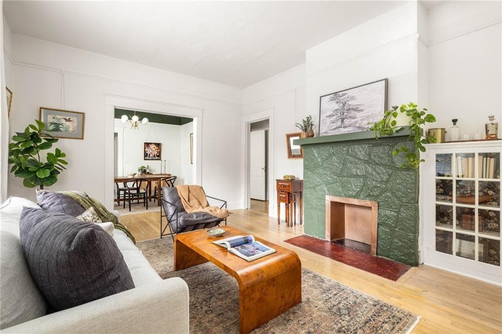 duplex under contract at 1440 Hartford Avenue, Atlanta, GA 30310 — photo 4