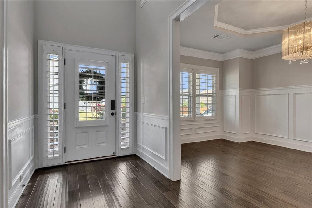 7 bedroom, 5 bathroom, 4,746 sq ft single family residence for sale at 142 Madison Street, Canton, GA 30115 — photo 6