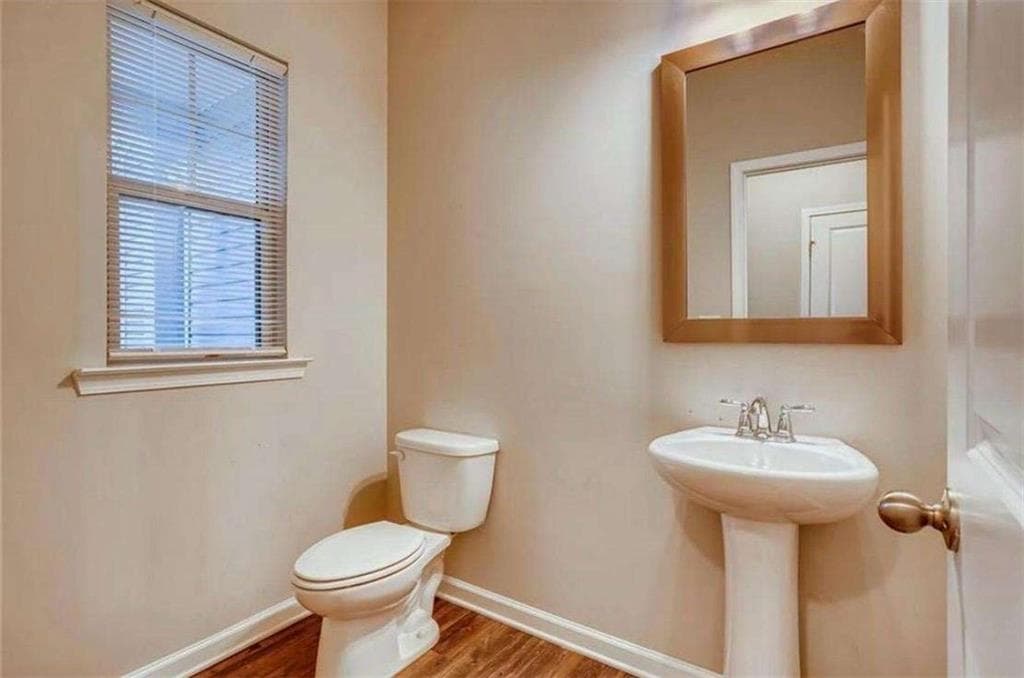 3 bedroom, 3 bathroom, 1,707 sq ft townhouse for rent at 1526 Brookmere Way, Cumming, GA 30040 for $2,300 a month — photo 5