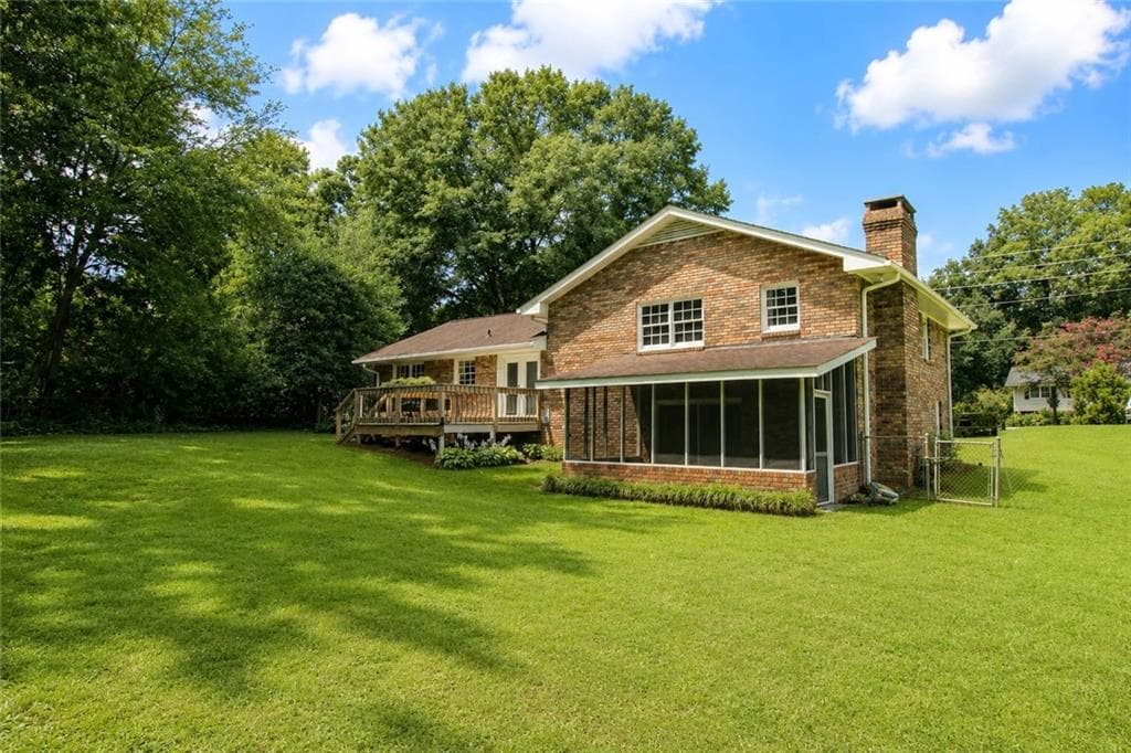 3 bedroom, 2 bathroom, 2,134 sq ft single family residence for sale at 703 Foxcroft Trail, Marietta, GA 30067 — photo 6