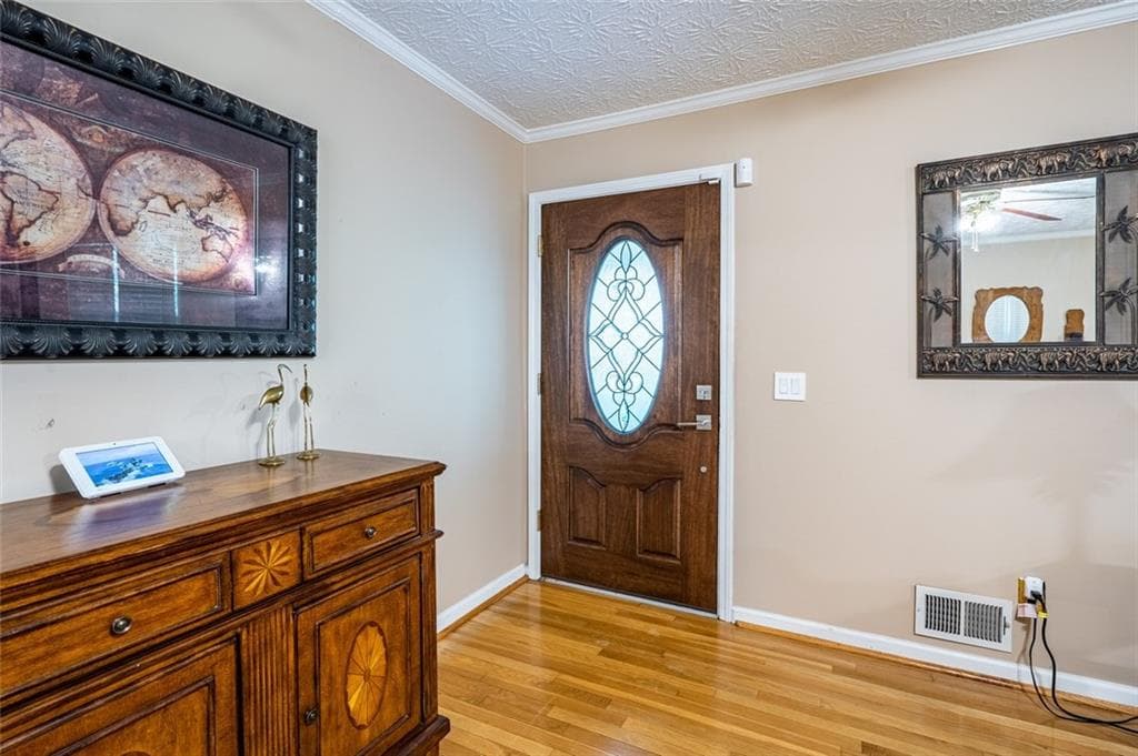 2 bedroom, 2 bathroom, 1,680 sq ft single family residence for rent at 465 Dobbs Road A, Woodstock, GA 30188 for $2,400 a month — photo 5