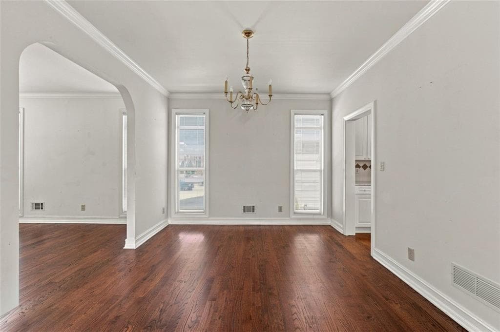 3 bedroom, 3 bathroom, 2,524 sq ft single family residence under contract at 2481 Appalachee Drive, Atlanta, GA 30319 — photo 7