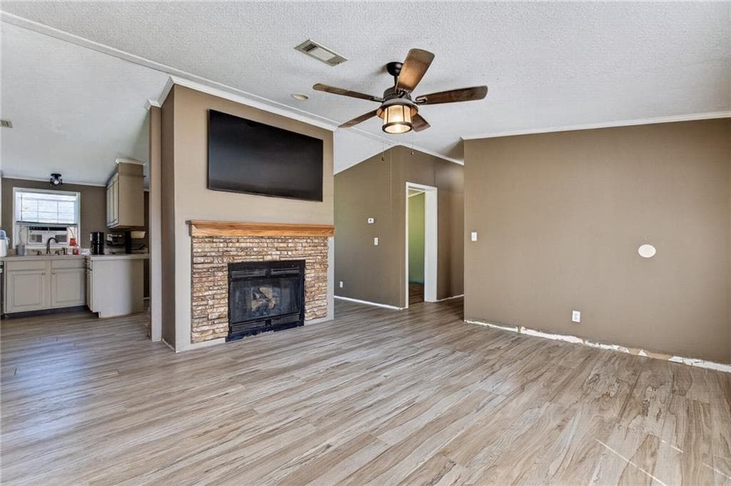 4 bedroom, 2 bathroom, 1,404 sq ft single family residence for sale at 4382 Dews Pond Road, Calhoun, GA 30701 — photo 10