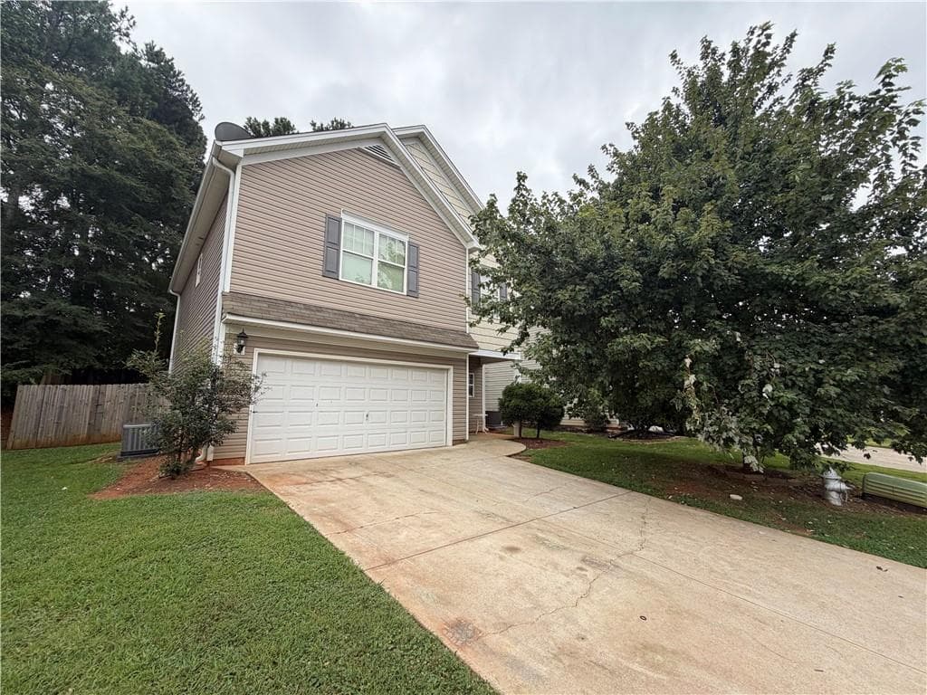 4 bedroom, 3 bathroom, 1,645 sq ft single family residence for rent at 1519 Swamp Cabbage Drive, Lawrenceville, GA 30045 for $2,500 a month — photo 1 of 48