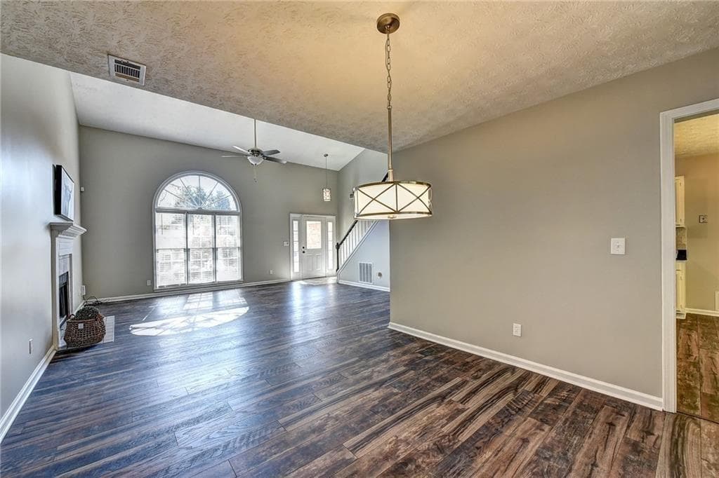 3 bedroom, 2 bathroom, 2,456 sq ft single family residence for rent at 235 Tanners Court, Alpharetta, GA 30022 for $2,750 a month — photo 7