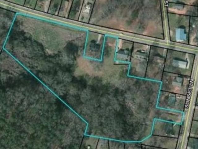 unimproved land for sale at 200 W Washington Street, Newnan, GA 30263 — photo 2