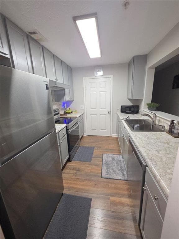 3 bedroom, 2 bathroom, 1,292 sq ft condominium for sale at 6102 Fairington Ridge Circle, Lithonia, GA 30038 — photo 6