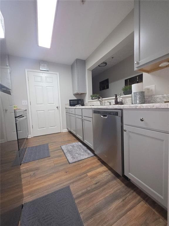 3 bedroom, 2 bathroom, 1,292 sq ft condominium for sale at 6102 Fairington Ridge Circle, Lithonia, GA 30038 — photo 8