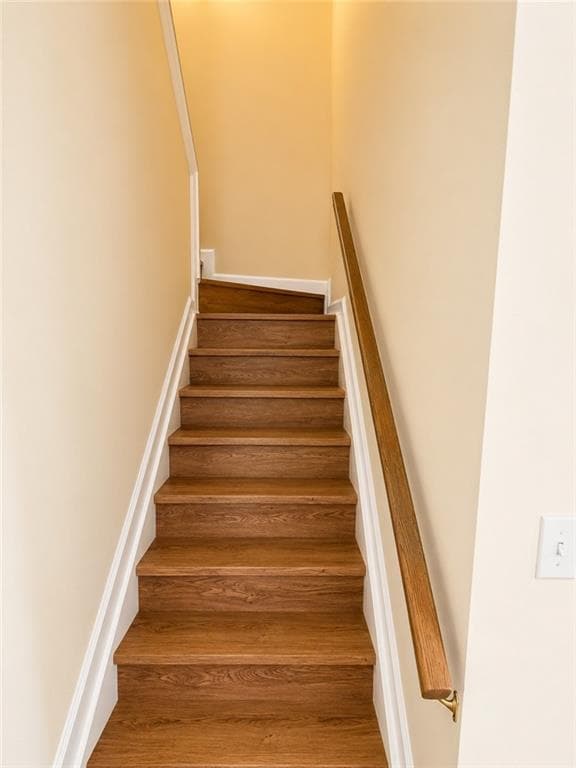 3 bedroom, 4 bathroom, 1,600 sq ft townhouse for sale at 621 Granby Hill Place, Alpharetta, GA 30022 — photo 10