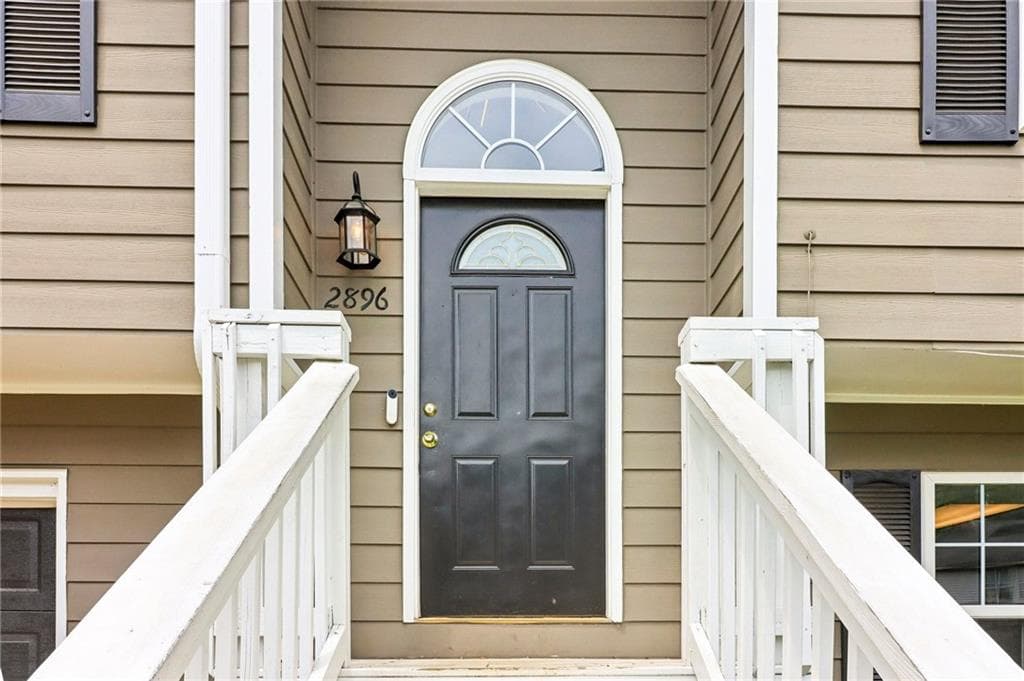 4 bedroom, 2 bathroom, 1,558 sq ft single family residence for sale at 2896 Emory Road, Smyrna, GA 30080 — photo 6