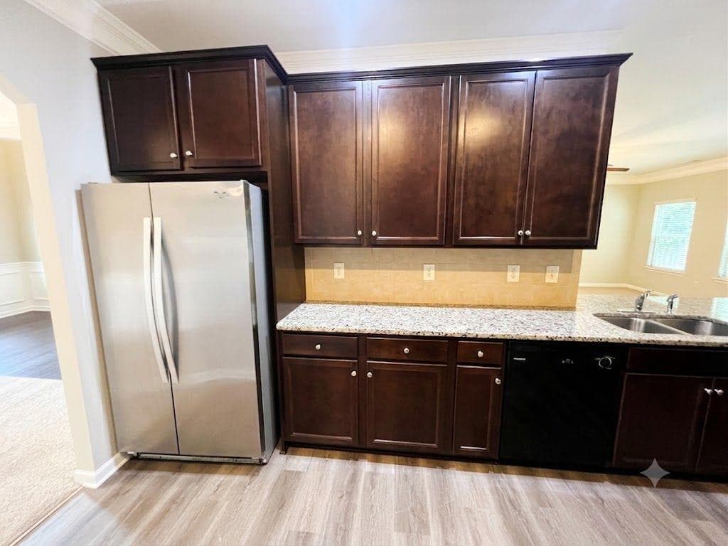 5 bedroom, 3 bathroom, 2,981 sq ft single family residence for rent at 1086 Blind Brook Circle, Hoschton, GA 30548 for $2,295 a month — photo 5