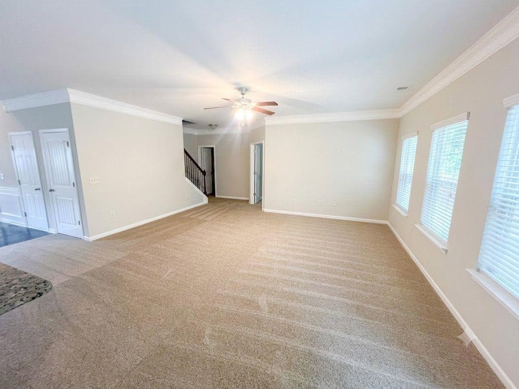5 bedroom, 3 bathroom, 2,981 sq ft single family residence for rent at 1086 Blind Brook Circle, Hoschton, GA 30548 for $2,295 a month — photo 9