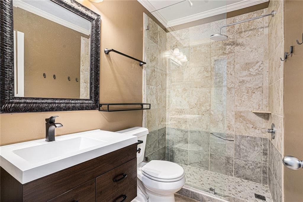 3 bedroom, 2 bathroom, 1,008 sq ft single family residence for sale at 3378 Lavista, Hapeville, GA 30354 — photo 8