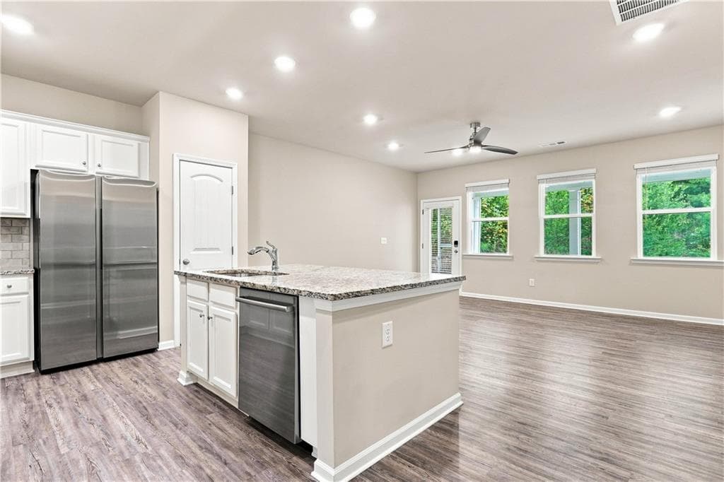 2 bedroom, 2 bathroom, 1,357 sq ft townhouse under contract at 94 Sanctuary Place, Jasper, GA 30143 — photo 6
