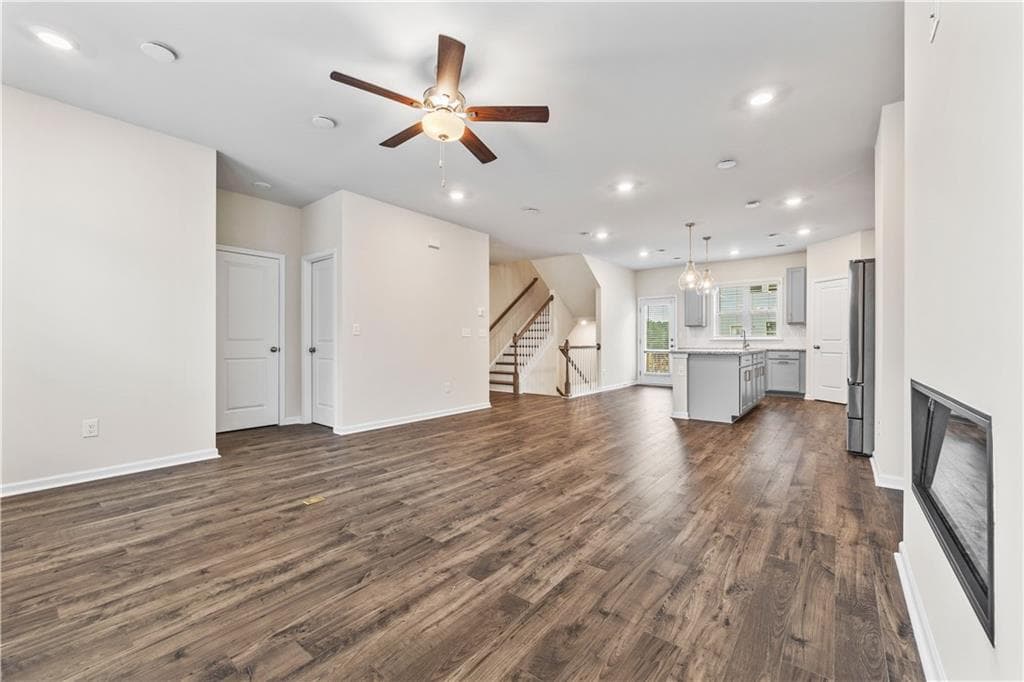 3 bedroom, 4 bathroom, 2,201 sq ft townhouse for rent at 135 Matson Run, Mableton, GA 30126 for $3,000 a month — photo 9
