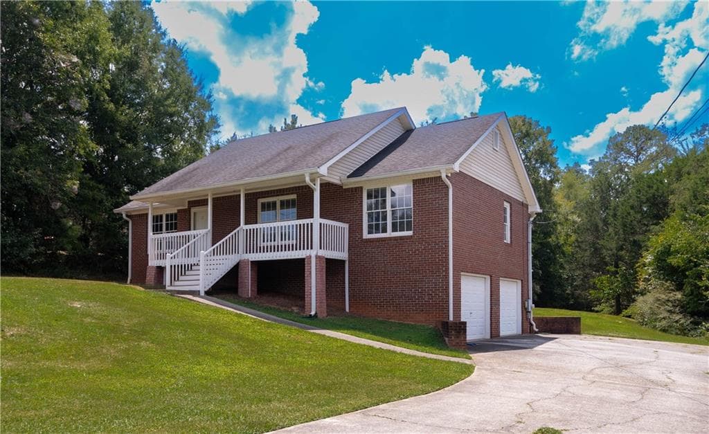 3 bedroom, 2 bathroom, 1,260 sq ft single family residence under contract at 12 Adams Way, Adairsville, GA 30103 — photo 2
