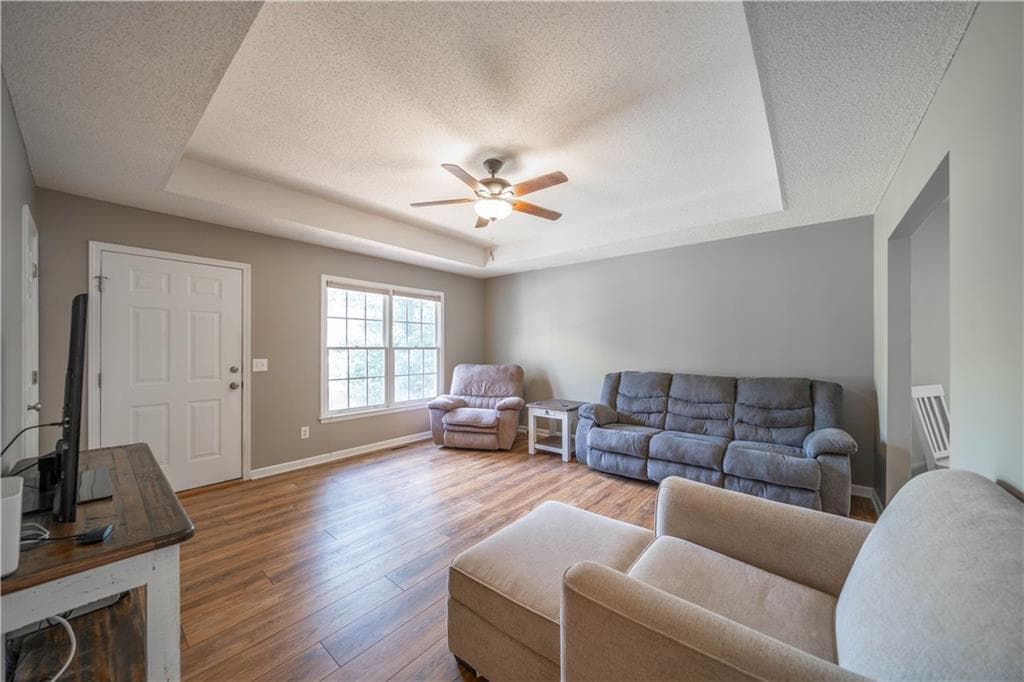3 bedroom, 2 bathroom, 1,260 sq ft single family residence under contract at 12 Adams Way, Adairsville, GA 30103 — photo 4