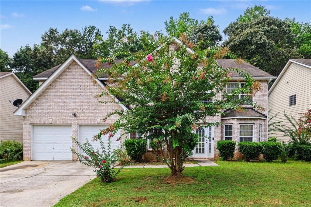 5 bedroom, 3 bathroom, 3,268 sq ft single family residence for sale at 579 Ironstone Drive, Fairburn, GA 30213
