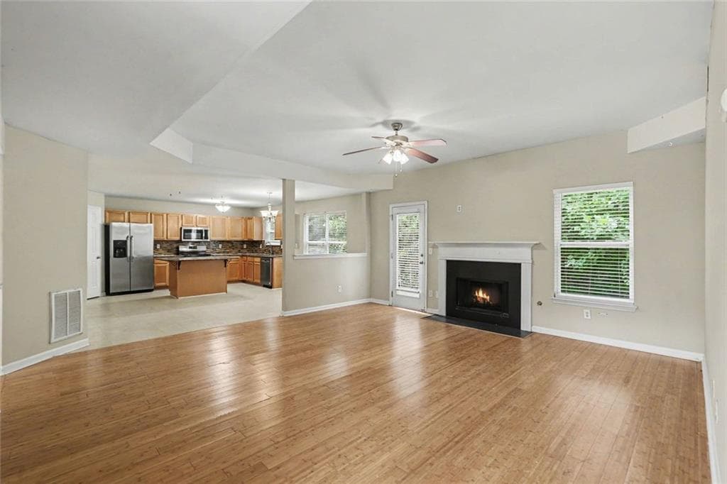 5 bedroom, 3 bathroom, 3,268 sq ft single family residence for sale at 579 Ironstone Drive, Fairburn, GA 30213 — photo 7
