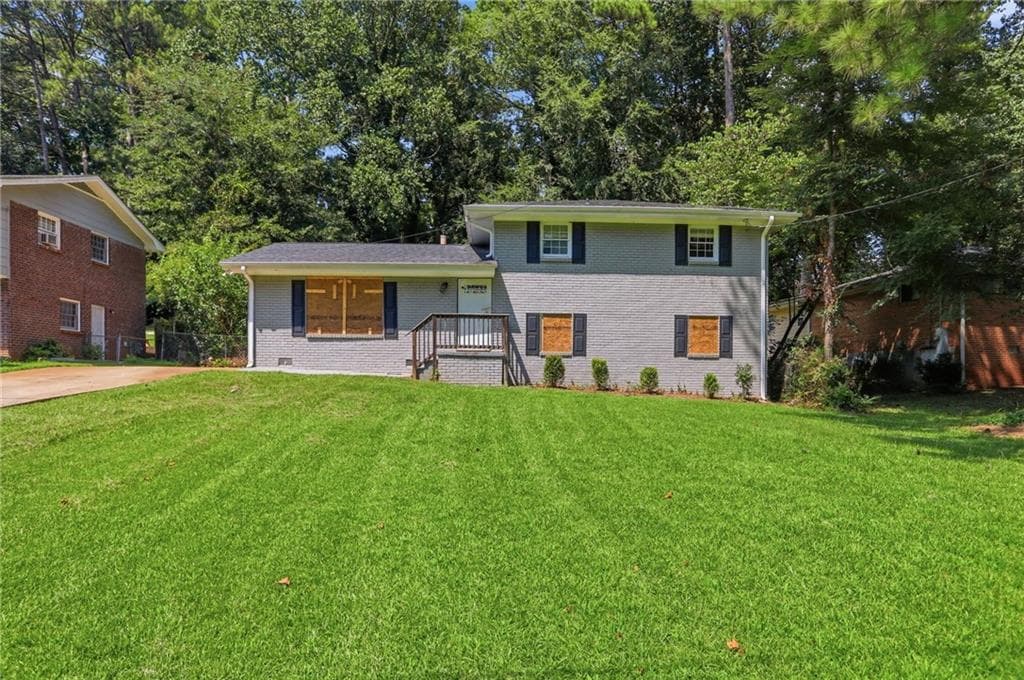 5 bedroom, 2 bathroom, 1,875 sq ft single family residence for sale at 3660 Turner Heights Drive, Decatur, GA 30032 — photo 1 of 32