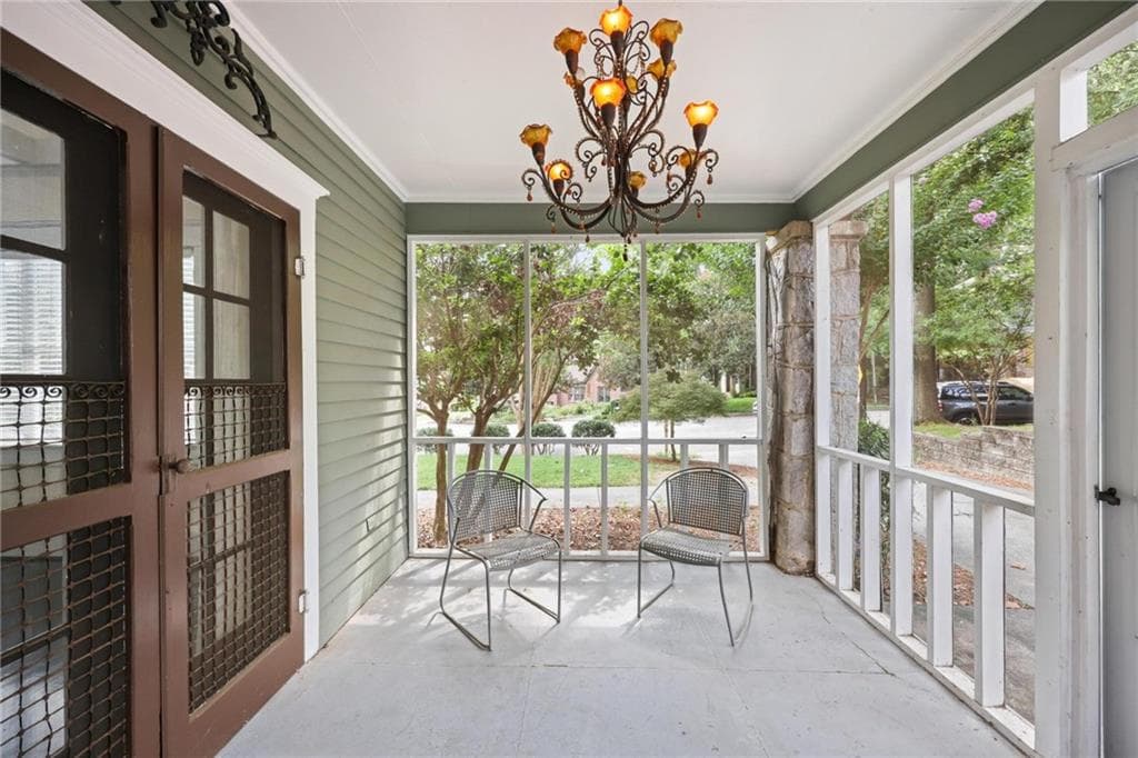 3 bedroom, 2 bathroom, 2,000 sq ft single family residence for rent at 26 Highland Drive, Atlanta, GA 30305 for $4,000 a month — photo 4