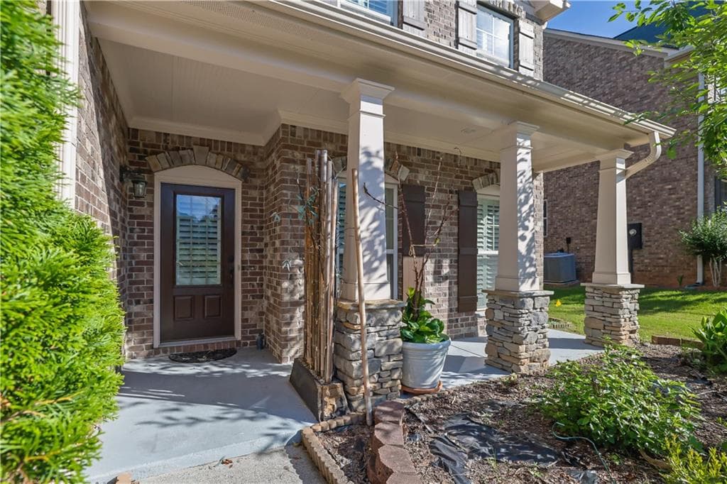 5 bedroom, 4 bathroom, 3,238 sq ft single family residence for rent at 11214 Gates Terrace, Johns Creek, GA 30097 for $3,500 a month — photo 3