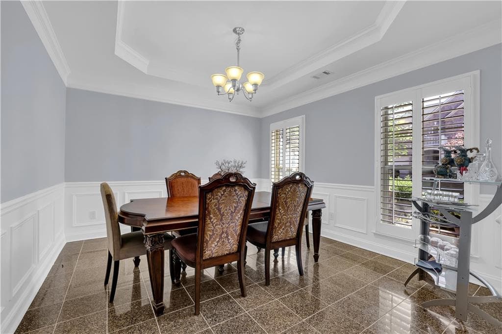 5 bedroom, 4 bathroom, 3,238 sq ft single family residence for rent at 11214 Gates Terrace, Johns Creek, GA 30097 for $3,500 a month — photo 4