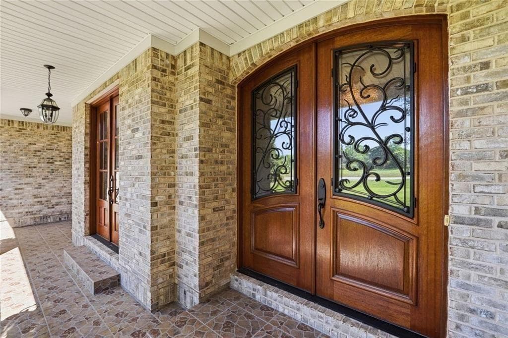 6 bedroom, 5 bathroom, 6,314 sq ft single family residence under contract at 3930 Fouts Drive, Cumming, GA 30028 — photo 4