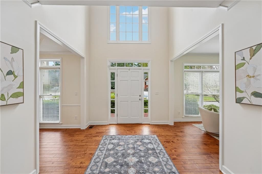5 bedroom, 4 bathroom, 4,133 sq ft single family residence for sale at 7215 Amberleigh Way, Johns Creek, GA 30097 — photo 5