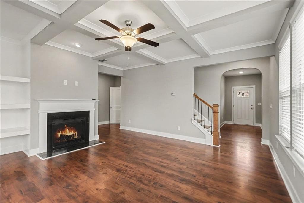 3 bedroom, 3 bathroom, 2,024 sq ft townhouse for sale at 7666 Squire Court, Fairburn, GA 30213 — photo 3
